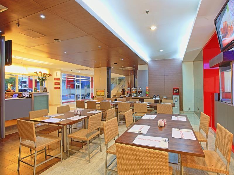 Metland Hotel Bekasi Extérieur photo