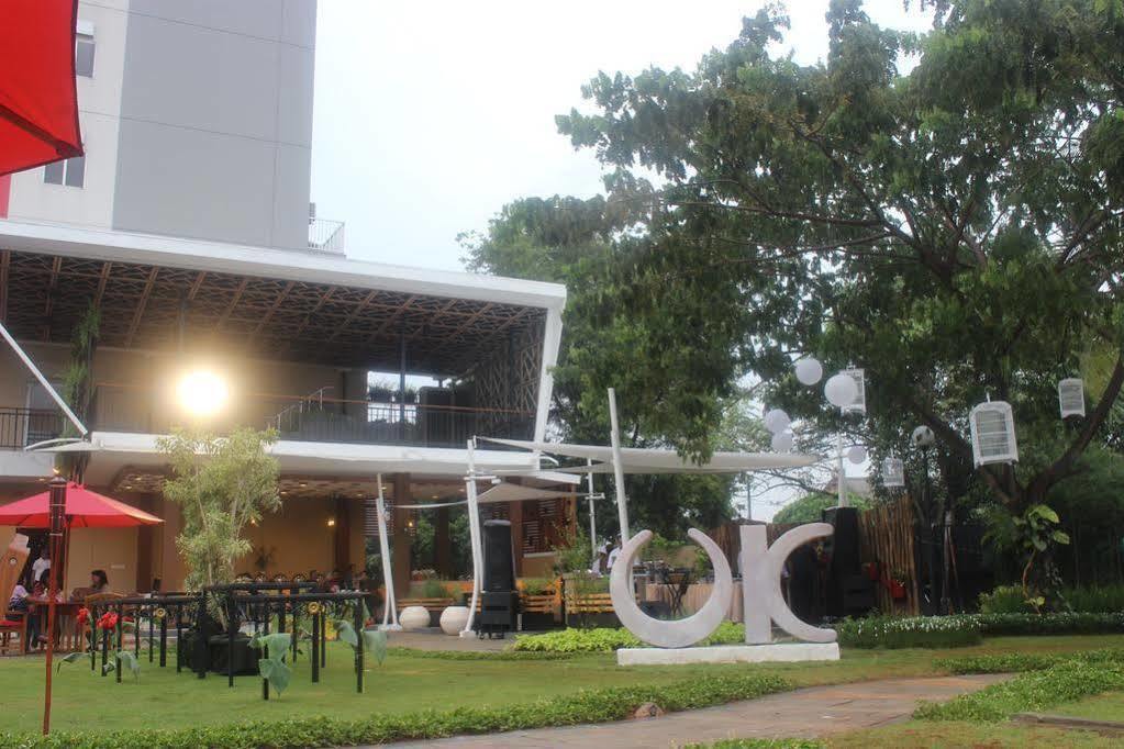 Metland Hotel Bekasi Extérieur photo